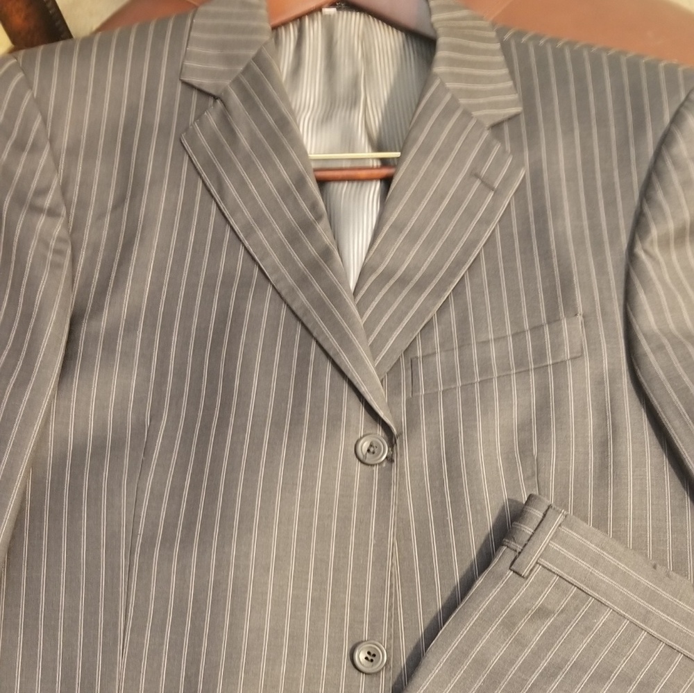 Bachrach Suit